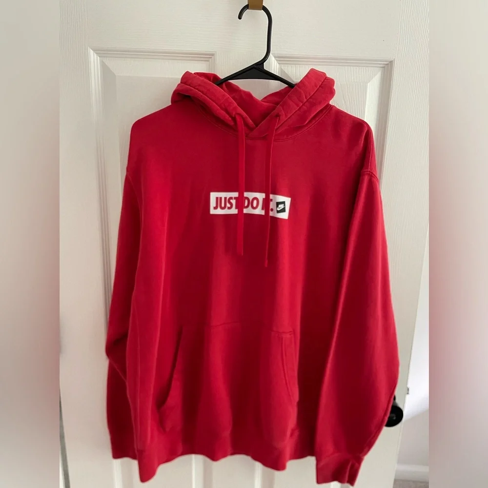 Nike Red Men's Hoodie - Picture 1 of 4